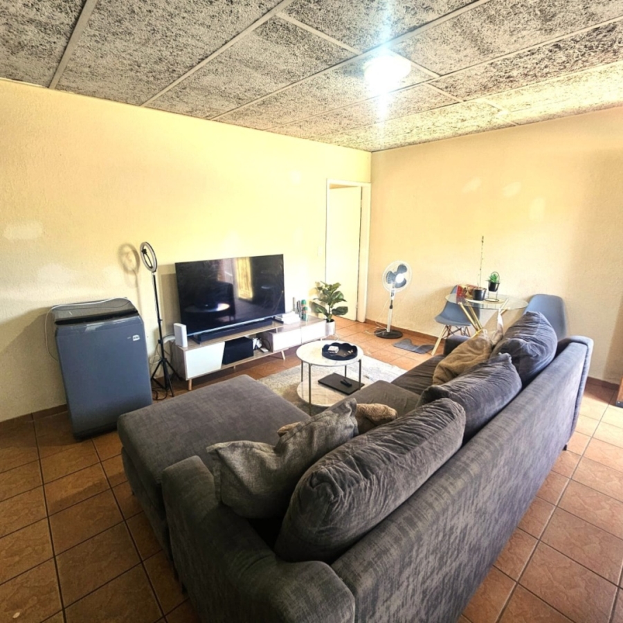 To Let 1 Bedroom Property for Rent in Modderfontein AH North West